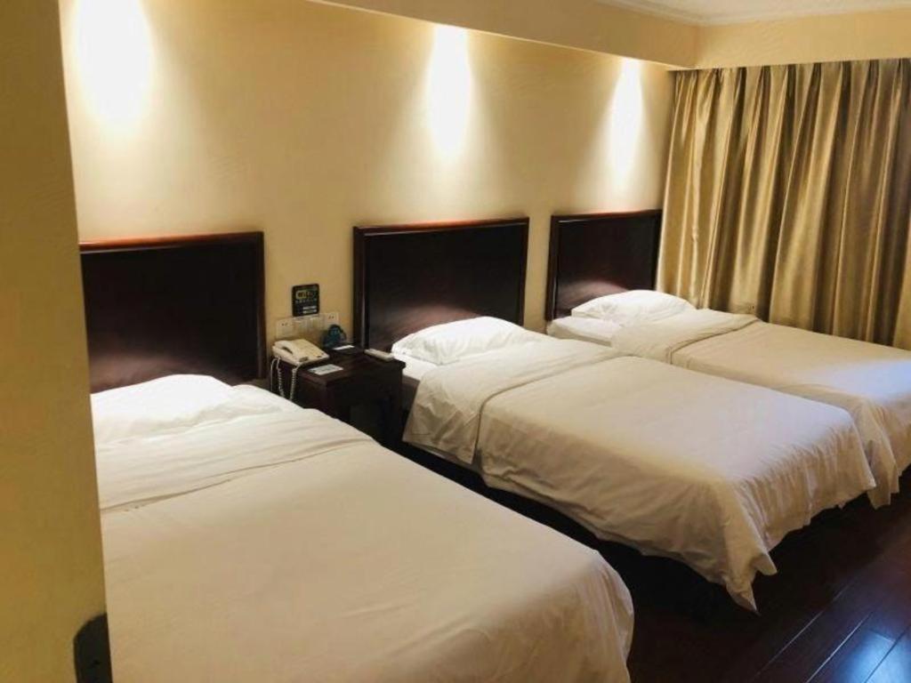 Greentree Inn Suzhou Industrial Zone Yangcheng Lake Weiting Mong Kok Express Hotel Bagian luar foto