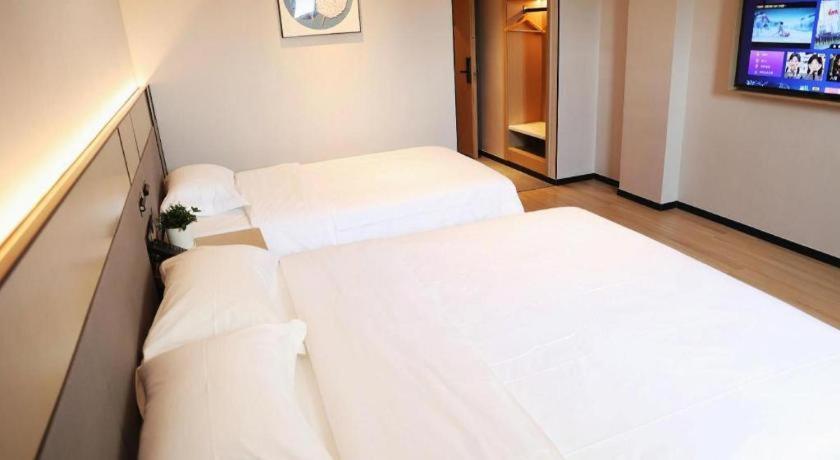 Greentree Inn Suzhou Industrial Zone Yangcheng Lake Weiting Mong Kok Express Hotel Bagian luar foto