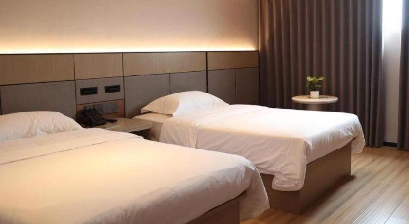 Greentree Inn Suzhou Industrial Zone Yangcheng Lake Weiting Mong Kok Express Hotel Bagian luar foto